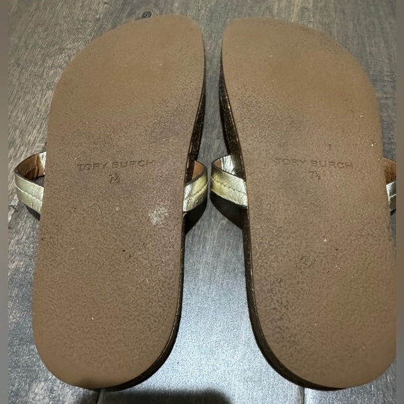 Tory Burch Miller Cloud Spark Gold Thong Sandals Size 7.5M Cork Comfortable - Picture 8 of 9